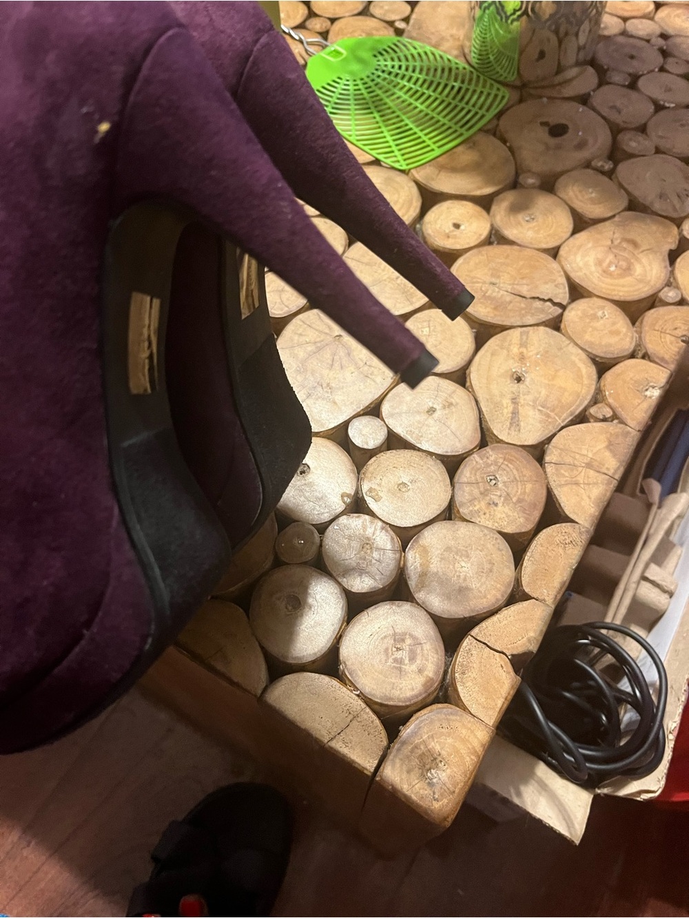 Delicious Women's Deep Plum Suede Heels - Picture 3 of 3